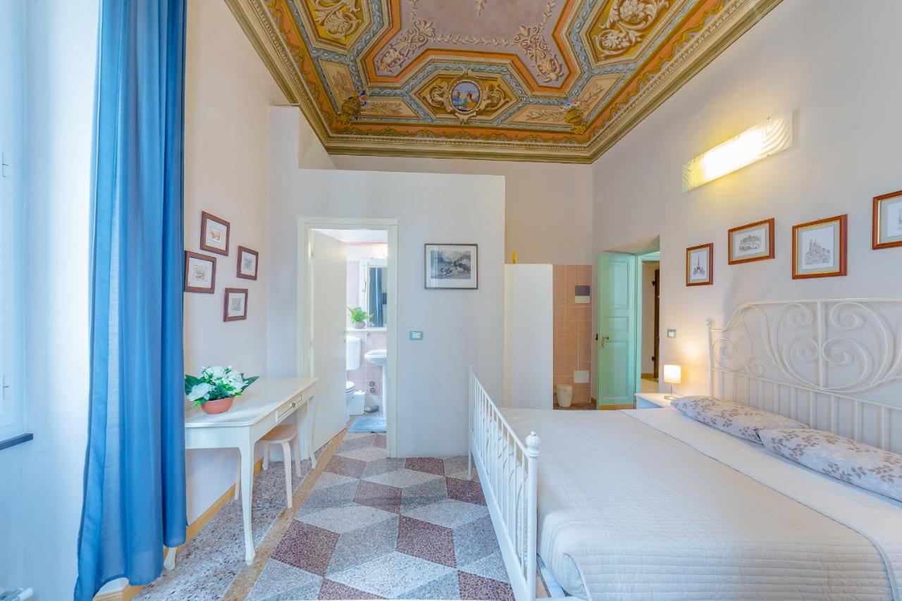 B&B Bernini Finale Ligure Bagian luar foto