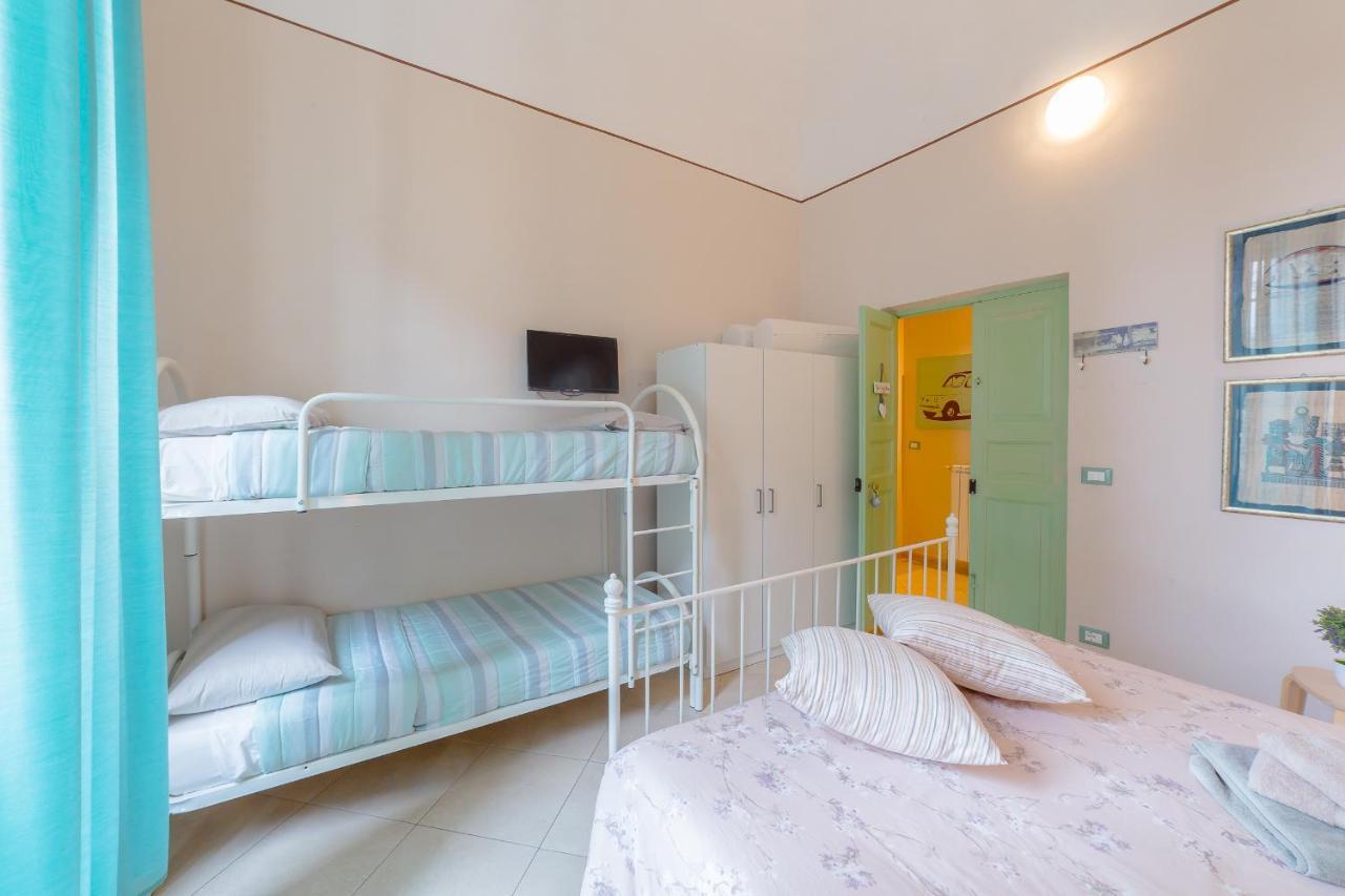B&B Bernini Finale Ligure Bagian luar foto