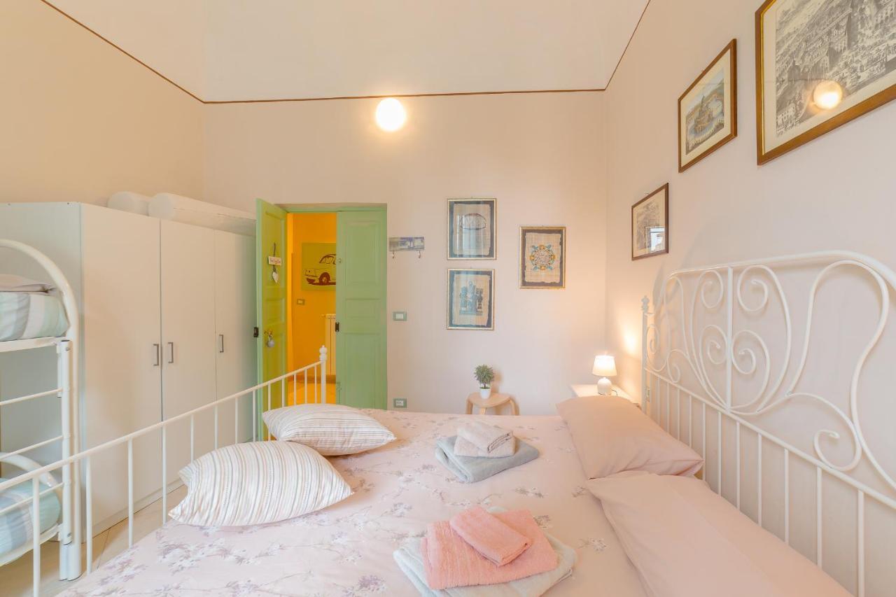 B&B Bernini Finale Ligure Bagian luar foto
