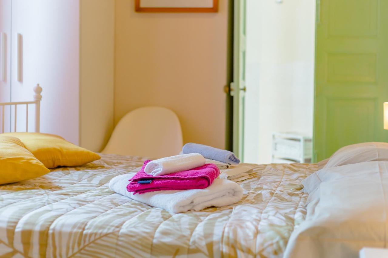 B&B Bernini Finale Ligure Bagian luar foto