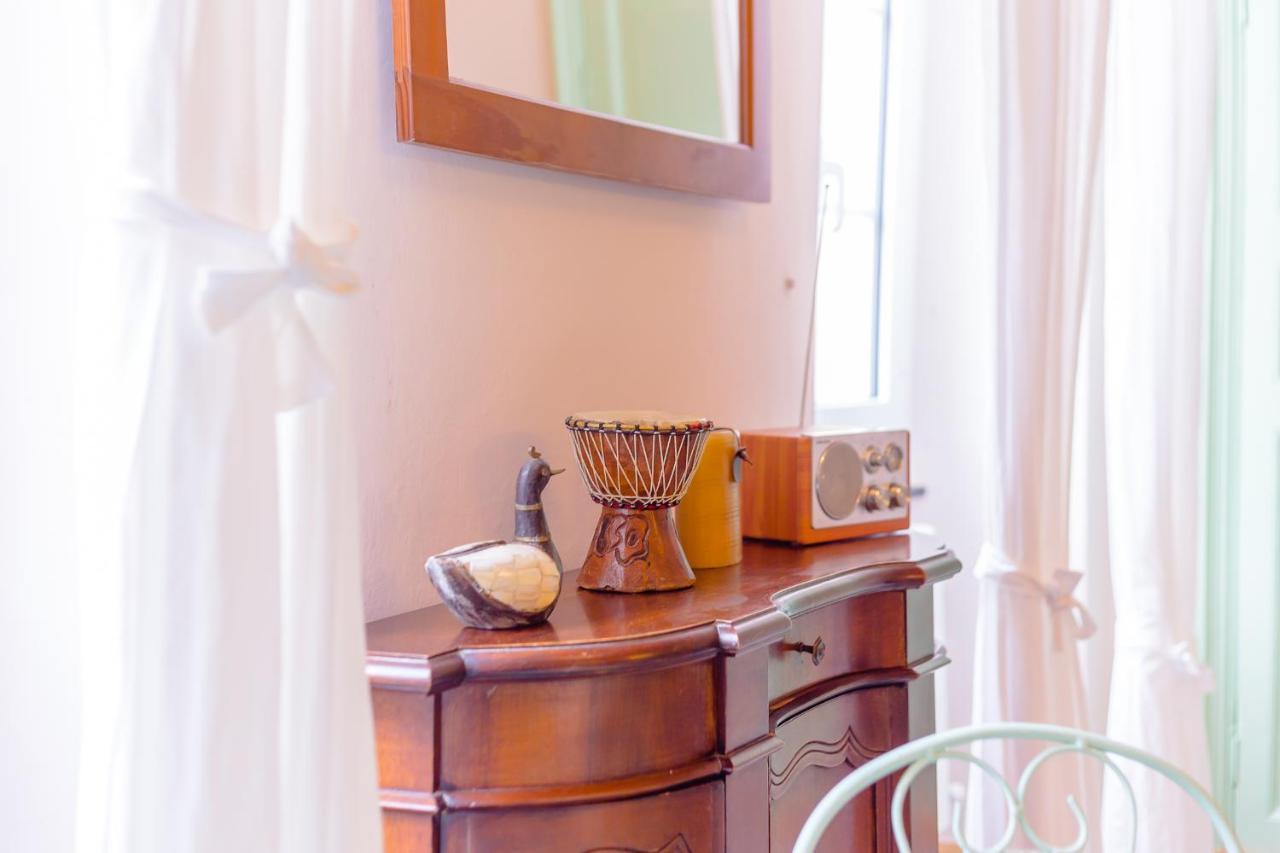 B&B Bernini Finale Ligure Bagian luar foto