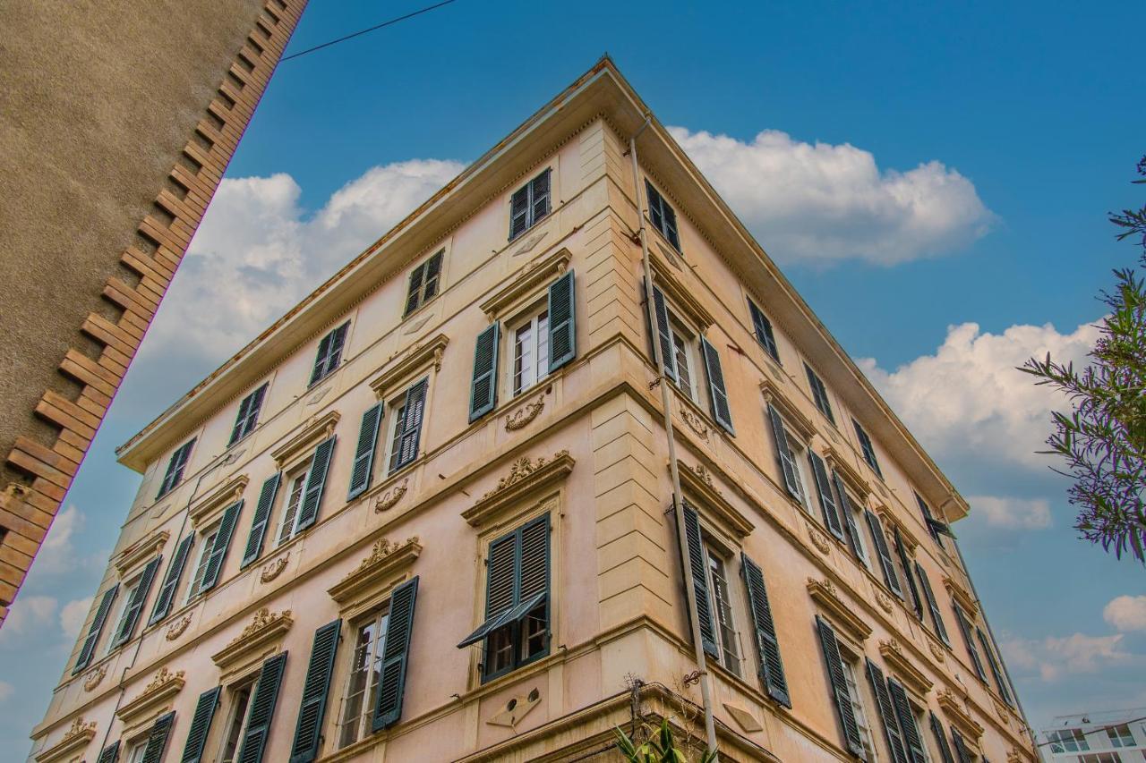 B&B Bernini Finale Ligure Bagian luar foto